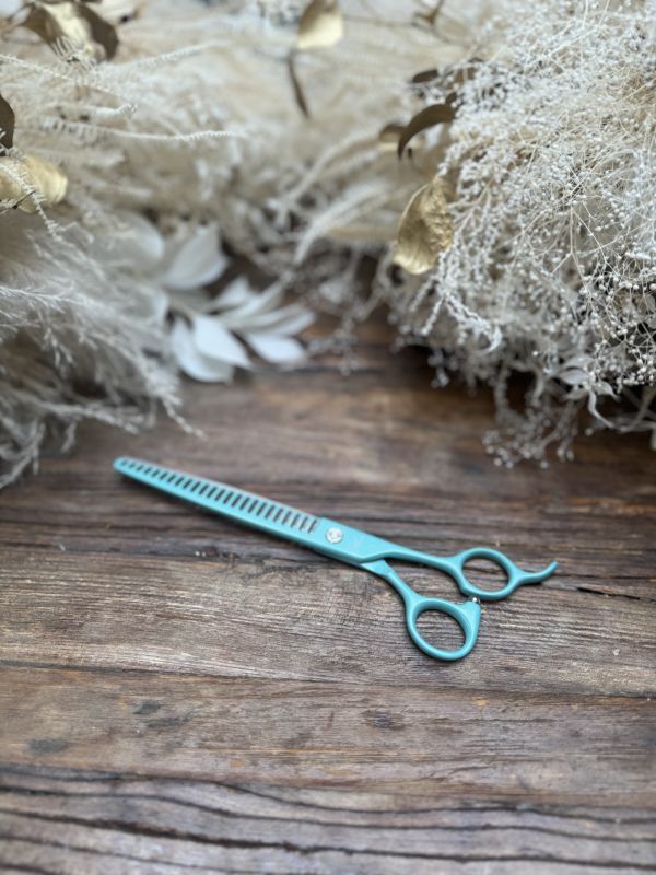 【美品】BEARDS 7インチストレートギザ刃　ビアーズ 左利き 7インチストレートギザ - トリミングシザー （鋏）BEARDS